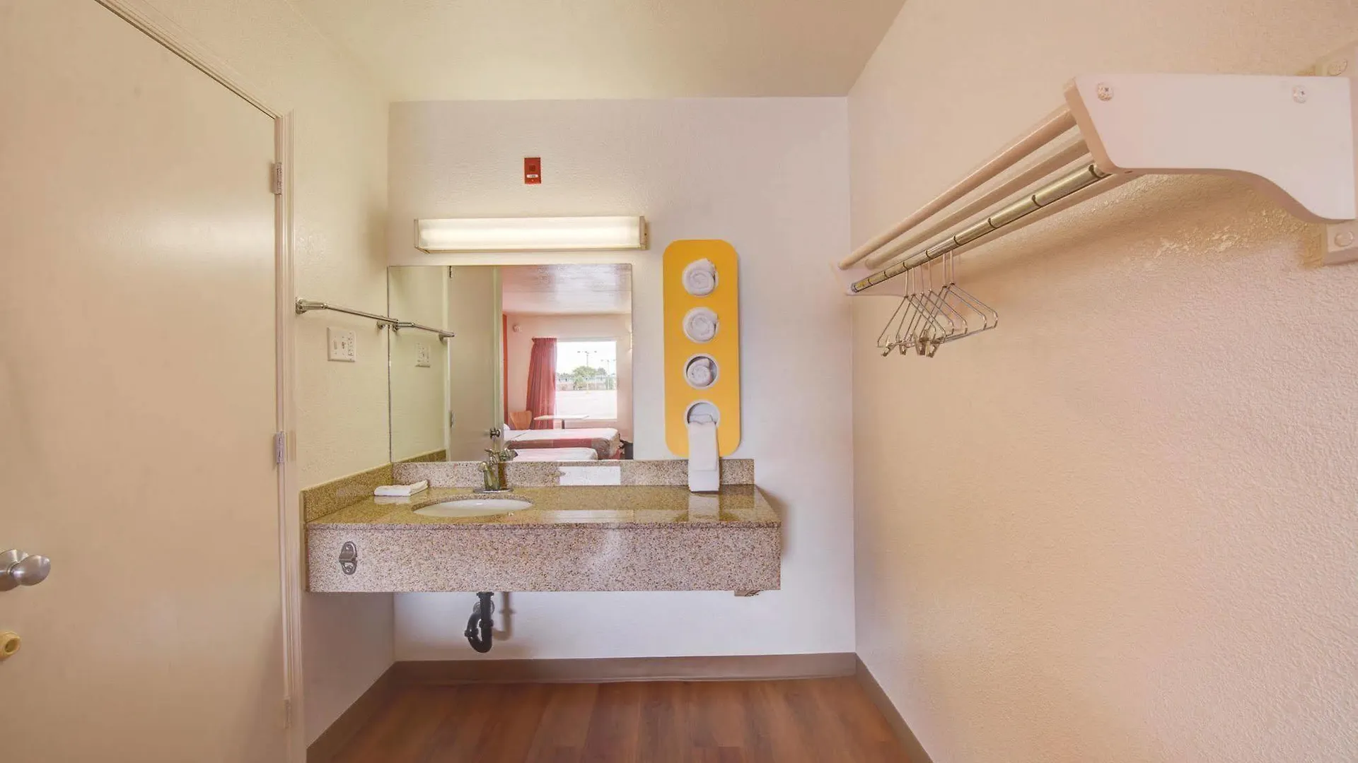 Motel 6-Norfolk, Va
